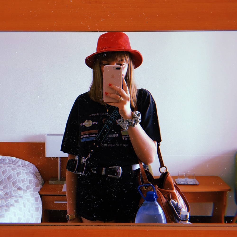 Meet your Posher, Emily